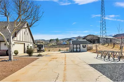 5205 Snow Line, Phelan, CA 92371 - Photo 6