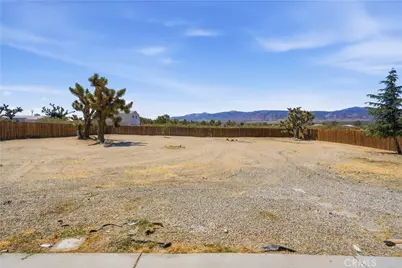 825 La Mesa Road, Pinon Hills, CA 92372 - Photo 62