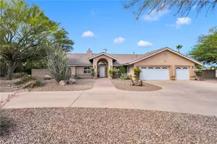 14128 Rincon, Apple Valley, CA 92307 - Photo 1