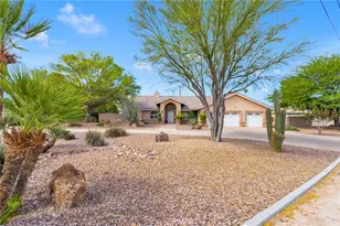 14128 Rincon, Apple Valley, CA 92307 - Photo 2