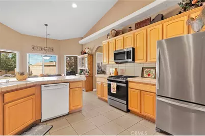 14128 Rincon, Apple Valley, CA 92307 - Photo 20