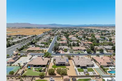 19274 Kanbridge Street, Apple Valley, CA 92308 - Photo 34