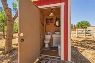 24155 Maze Stone Ct, Hemet, CA 92545 - Photo 56