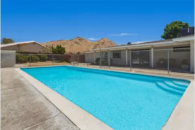 16230 Saint Timothy Road, Apple Valley, CA 92307 - Photo 42