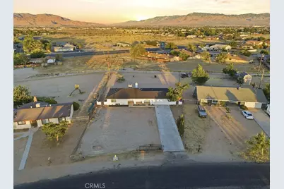 13229 Algonquin Road, Apple Valley, CA 92308 - Photo 28
