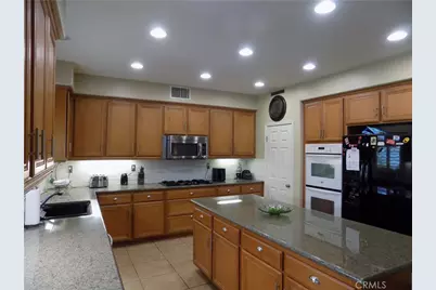 12858 Mesa View Drive, Victorville, CA 92392 - Photo 18