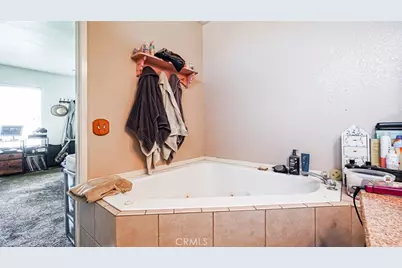 12786 4th, Victorville, CA 92395 - Photo 20