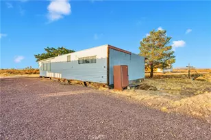 33445 Newberry, Newberry Springs, CA 92365 - Photo 10