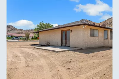 19456 Saint Timothy Lane, Apple Valley, CA 92307 - Photo 30