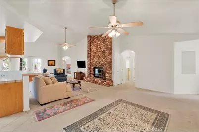13030 Palos Grande Drive, Victorville, CA 92395 - Photo 12