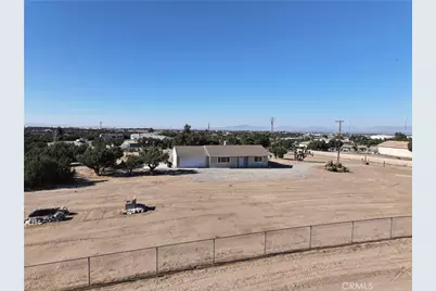 6919 Coriander, Oak Hills, CA 92344 - Photo 46