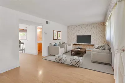 10031 Delano, Cypress, CA 90630 - Photo 10