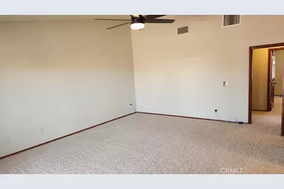7250 Cayucos, Phelan, CA 92371 - Photo 10