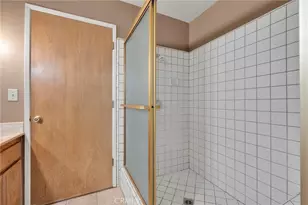 18420 Niagara, Victorville, CA 92395 - Photo 20