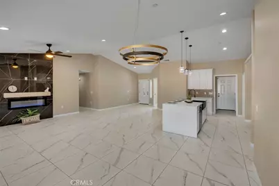 15155 Pocahantas Street, Apple Valley, CA 92307 - Photo 8