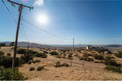 8390 Milpas, Apple Valley, CA 92308 - Photo 20