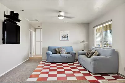 11590 Peach, Hesperia, CA 92345 - Photo 8