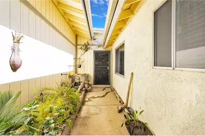 11590 Peach, Hesperia, CA 92345 - Photo 32