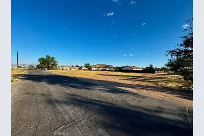 154 60 Broken Bow Road, Apple Valley, CA 92307 - Photo 8