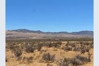 1 Del Oro Road, Apple Valley, CA 92308 - Photo 2