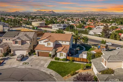 17684 View Crest Court, Victorville, CA 92395 - Photo 2