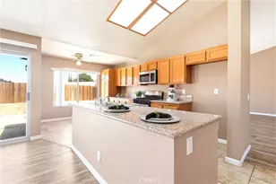 13368 Desert Primrose, Victorville, CA 92392 - Photo 6