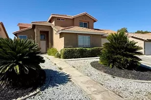 13776 Foxfire Rd, Victorville, CA 92392 - Photo 1