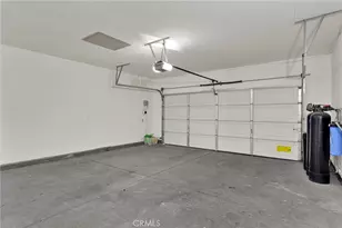 8430 Fillmore Ct, Oak Hills, CA 92344 - Photo 26