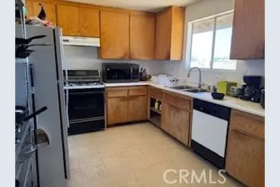 16766 Walpi, Apple Valley, CA 92307 - Photo 4