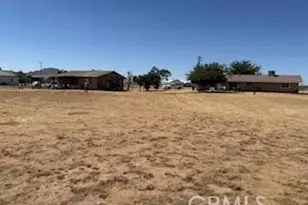 16766 Walpi, Apple Valley, CA 92307 - Photo 2