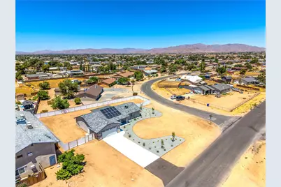 20947 Verde Drive, Apple Valley, CA 92308 - Photo 38