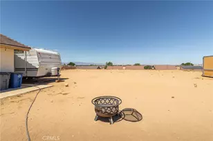 13382 Ivanpah, Apple Valley, CA 92308 - Photo 40