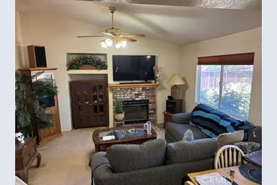 22410 Broken Lance Court, Apple Valley, CA 92307 - Photo 6