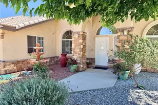 8535 Alta Mesa Rd, Hesperia, CA 92344 - Photo 2