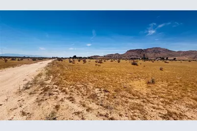 4 Highway 18, Apple Valley, CA 92308 - Photo 4