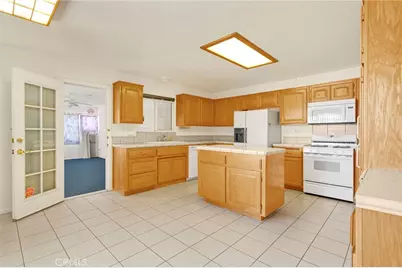 11281 4th, Hesperia, CA 92345 - Photo 10