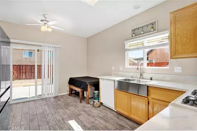13980 Doria, Victorville, CA 92394 - Photo 10