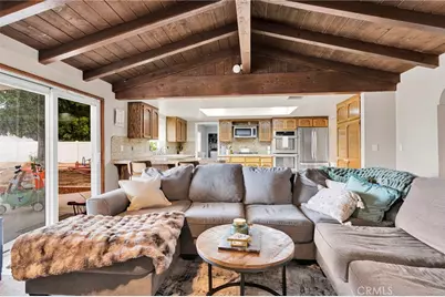 19075 Bay Meadows, Apple Valley, CA 92308 - Photo 10