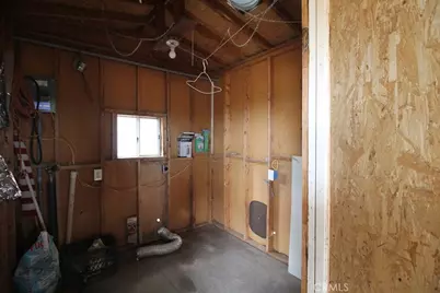 21212 Rainbow, Hinkley, CA 92347 - Photo 20