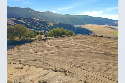26400 Skyline Drive, Tehachapi, CA 93561 - Photo 2