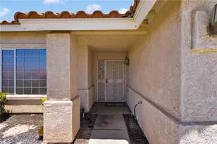 17592 Electra Dr, Victorville, CA 92395 - Photo 4