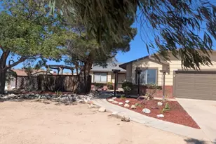 13578 Dean, Victorville, CA 92395 - Photo 2