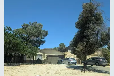 13578 Dean, Victorville, CA 92395 - Photo 1