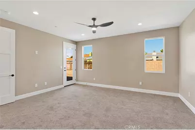 18310 Lakeview Drive, Victorville, CA 92395 - Photo 20