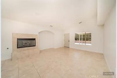 13645 Summit View Street, Hesperia, CA 92344 - Photo 12