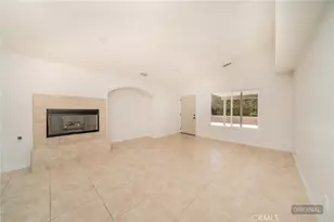 13645 Summit View St, Hesperia, CA 92344 - Photo 12