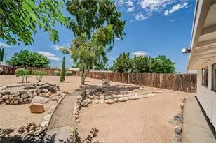 9960 Cottonwood Ave, Hesperia, CA 92345 - Photo 18