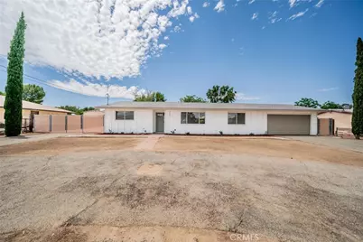 9960 Cottonwood Avenue, Hesperia, CA 92345 - Photo 1