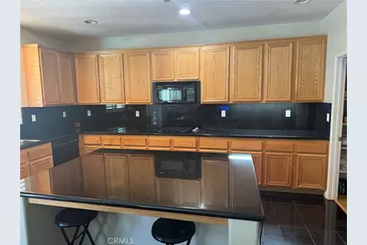 12269 Bali Street, Victorville, CA 92392 - Photo 4