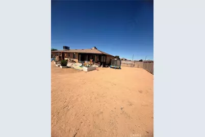 16661 Pawnee, Apple Valley, CA 92307 - Photo 6